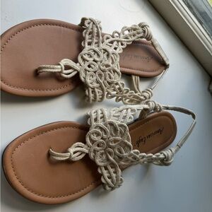 American Eagle Sandals